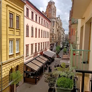 Appartement Opera, Budapest